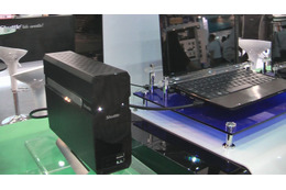 【COMPUTEX TAIPEI 2010（Vol.16）：動画】台湾Shuttle、ノートPCのビデオ機能を強化する外付けアイテム