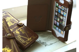 洋書風ブックカバーデザインのiPhone 5用ケース、ディズニーキャラをデザイン