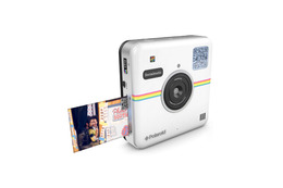 【CES 2015】Polaroidがプリンタ内蔵インスタントデジタルカメラ「Socialmatic」を近日発売