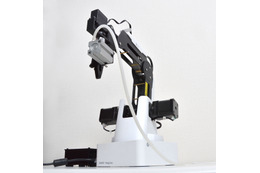 プログラミングの知識なしで動かせるロボットアーム「Dobot Arm Entry model」 画像