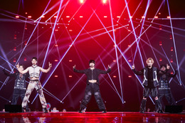 SHINeeの東京ドーム公演「SHINee WORLD VI [PERFECT ILLUMINATION] JAPAN FINAL LIVE in TOKYO DOME」の映像作品が6月発売 画像