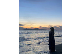 「メチャクチャ綺麗」豊田ルナ、2nd写真集の美しい朝焼けオフショット公開