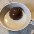 チョコレートボムを溶かした写真　撮影：渡邉