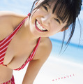 “夏の美少女感”全開！ 石井優希、1st写真集の表紙は19歳のフレッシュビキニ 画像