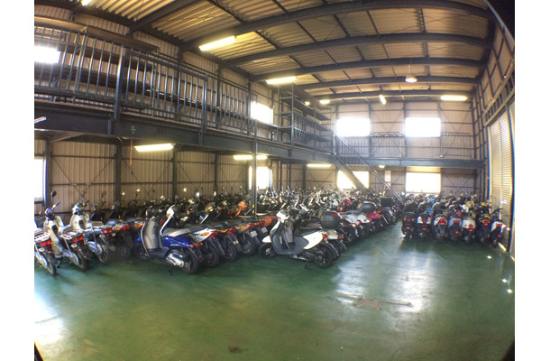 緊急時に役立つ50ccのビジネスバイクを250台以上準備する「成田国際空港店」（画像はプレスリリースより）