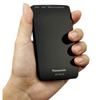 パナソニック、SDカード内のファイルをiPhone・iPod touchでワイヤレス再生できる「ポケットサーバー」 画像