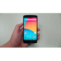 【木暮祐一のモバイルウォッチ】第41回 Google Nexus 5 発売開始、SIMフリースマートフォンはどう受け入れられる？ 画像