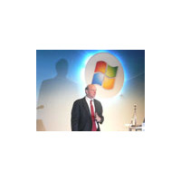 「Windows Live」シリーズ6サービスの正式版公開、米マイクロソフトCEOスティーブ・バルマー氏来日会見 画像
