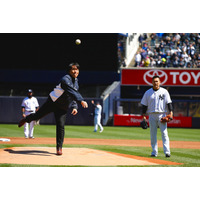 松井秀喜、ヤンキース開幕戦で始球式…もはやレジェンド 画像