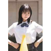 日向坂46・上村ひなのら現役女子高生の制服ポストカードが一挙公開 画像