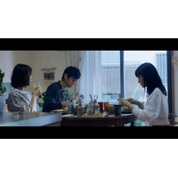 竹内まりやの名曲「家に帰ろう」新MV公開！西島秀俊、石田ゆり子ら出演のショートムービー風 画像