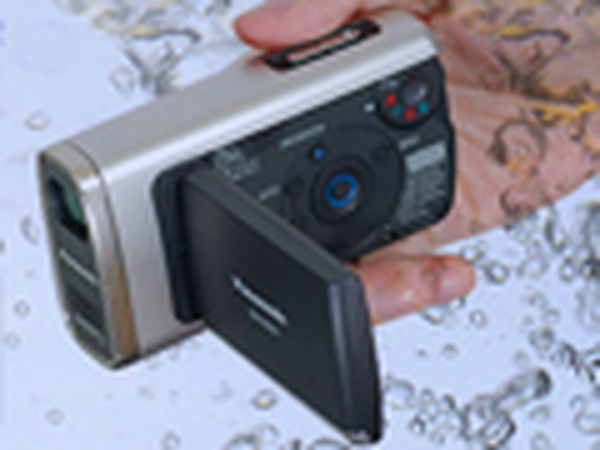 本物の販売 防水SDビデオカメラ Panasonic SDR-SW20 水深1.5m - カメラ