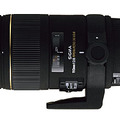 　シグマは、12月18日発売予定のニコン用単焦点マクロレンズ「APO MACRO 150mm F2.8 EX DG HSM」の発売日を延期した。