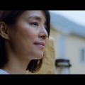 竹内まりやの名曲「家に帰ろう」新MV公開！西島秀俊、石田ゆり子ら出演のショートムービー風