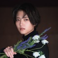 「【若月佑美】YUMI WAKATSUKI 2025CALENDAR」12月13日発売