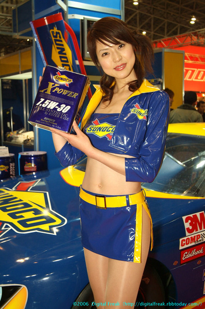 　東京オートサロン2006のコンパニオン写真集第16弾。