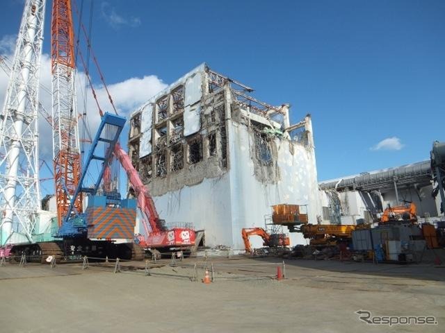 東京電力福島第一原子力発電所4号機原子炉建屋（1月5日撮影）