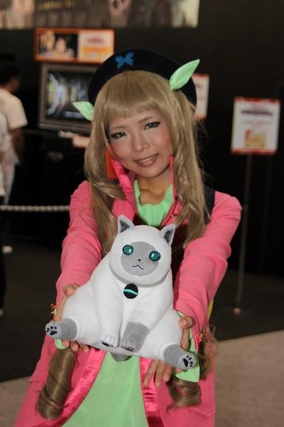 【TGS 2012】ビジネスデーを彩ってくれたコンパニオンたち、DAY2編