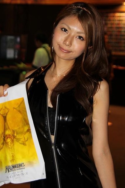 【TGS 2012】ビジネスデーを彩ってくれたコンパニオンたち、DAY2編