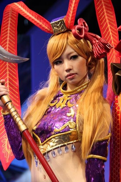 【TGS 2012】パブリックデーで一段と輝く美人コンパニオン特集 今年のラスト