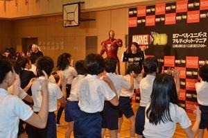 浜口親子の小学校一日教師