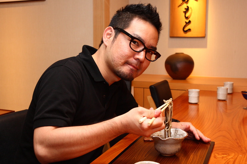 蕎麦のコシともずくの歯ごたえが絶妙な食感！