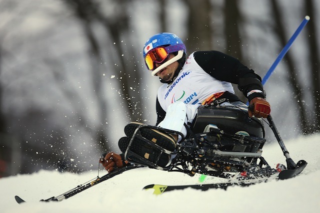 ソチ冬季パラリンピック、アルペンスキー男子回転座位、狩野亮選手　(c) Getty Images