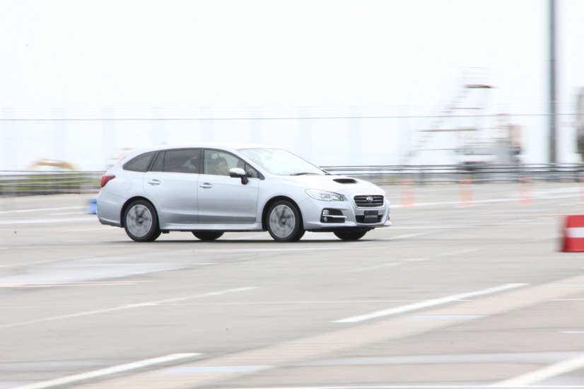 LEVORG DRIVING EXPERIENCE in 中部国際空港