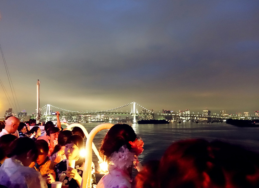 2015年「東京湾納涼船」【写真：田中】