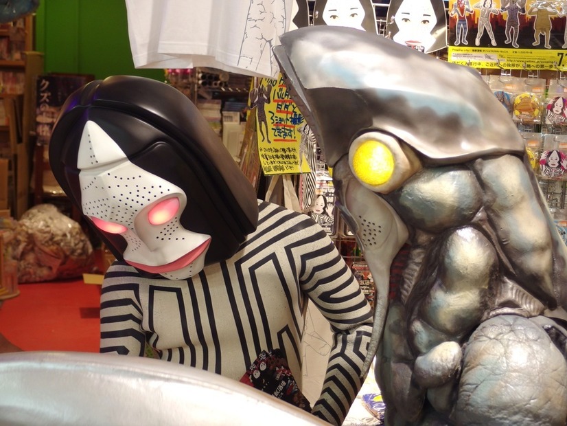 怪獣の日 設立を バルタン星人とダダが渋谷で呼びかけ 18枚目の写真 画像 Rbb Today