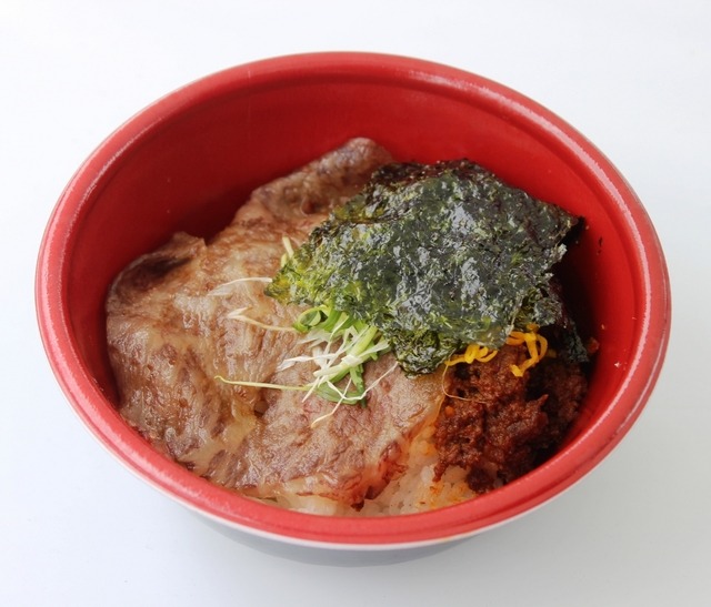 最高級A5サーロインの焼きしゃぶ女子丼（1,800円）