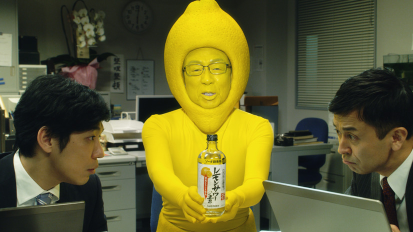 梅沢富美男がcmでレモンの被り物 あとからこの役を聞いた 2枚目の写真 画像 Rbb Today