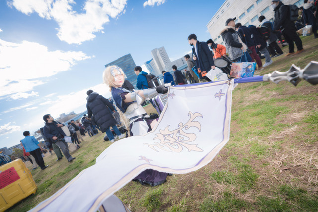 【コスプレ】「コミケ95」水着マシュやコヤンスカヤも！ 薄着で頑張る「FGO」レイヤーさん集結【写真50枚】