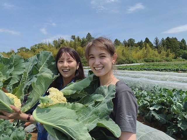 石川恋＆トラウデン直美