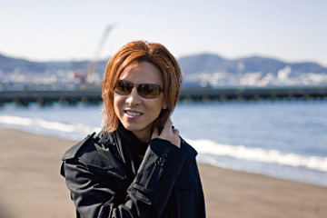 YOSHIKI