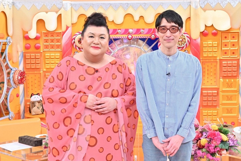 マツコ・デラックス、小宮山雄飛さん（C）TBS