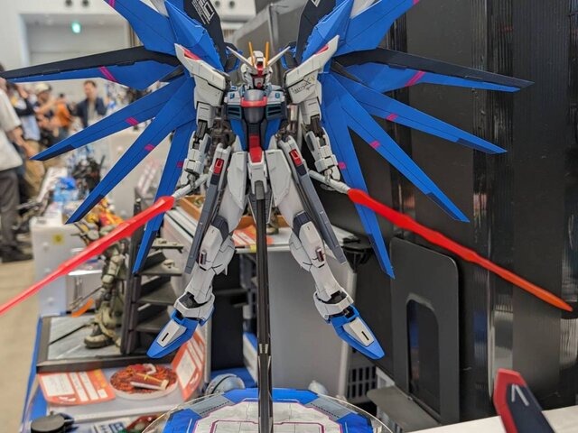 分身（？）するデスティニーガンダムや製作期間10年クラスのスターデストロイヤーなど、数多の力作たちが一堂に会する！【八展2024フォトレポート】