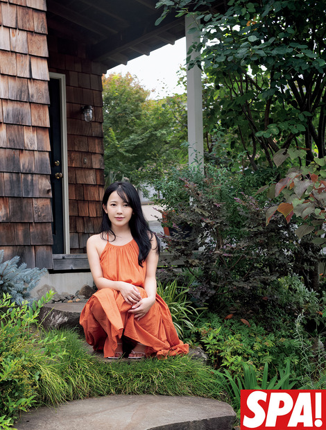 天木じゅん(撮影:佐藤裕之 ヘアメイク:花房みなみ スタイリング:田中陽子)