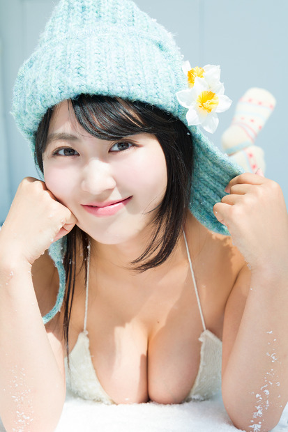 『福井梨莉華カレンダーブック2026』(C)秋田書店