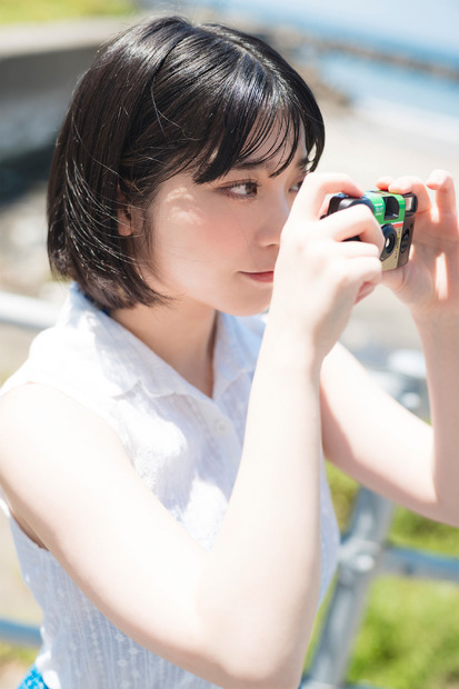 撮影:鈴木ゴータ ヘアメイク:哘絵美子 スタイリング:菊池文子