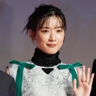 永野芽郁、全身デニムを完璧着こなし「さすがベストジーニスト」「可愛いのにかっこいいのずるい」 画像