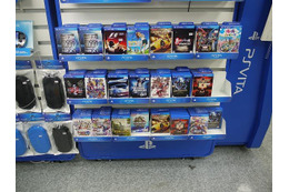 メモリーカード32GBは即完売、PlayStation Vita新宿周辺の店舗状況 画像