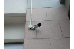 佐賀市内の中心街にて寄贈された防犯カメラシステムが稼働開始 画像