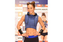 “腹筋美女トレーナー”AYA「渡辺直美のトレーナーやってみたい」 画像