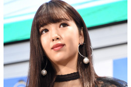 藤田ニコル、水着姿の連続投稿にファン興奮「パットなしのナチュラルおっぱい」 画像