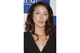 高橋ひとみ、結婚5年でもキスは欠かさず「修行のように続けていく」 画像