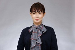 長谷川京子、16年ぶり月9ドラマ出演！黒いビジネススクールのカリスマ校長役に 画像