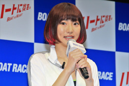 武田玲奈、“暴言キャラ”の天才女子レーサー役に「ドキドキしてます！」 画像