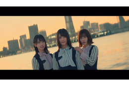 日向坂46、待望の4thシングルMV公開！“チョキチョキダンス”を披露！ 画像