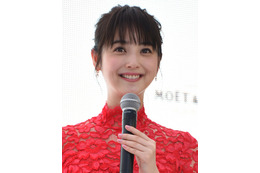 佐々木希、夫・渡部建の不倫騒動を謝罪 画像